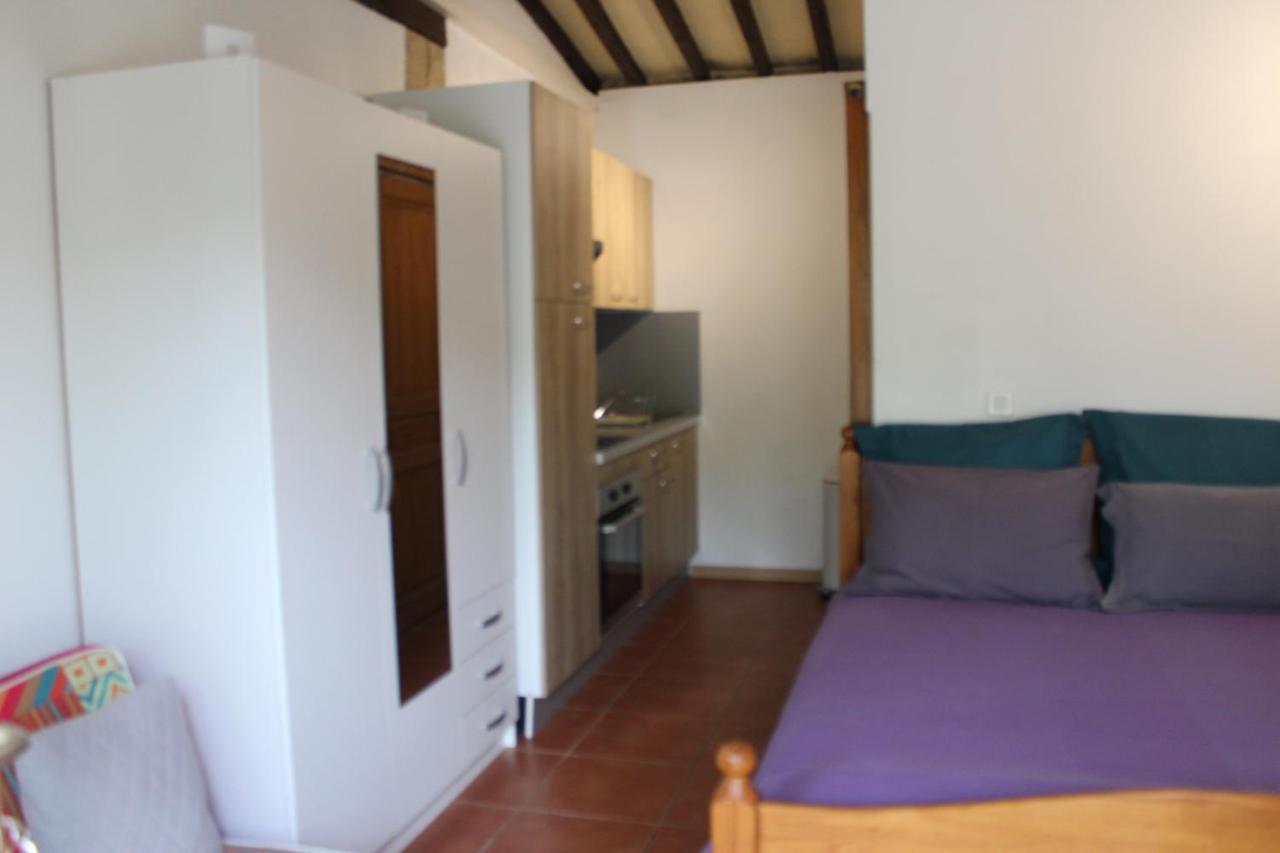 Mas De L'Olivier Appartement Saint-Estève Buitenkant foto